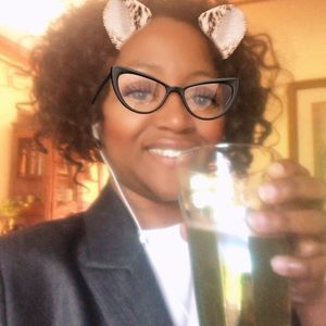 Meet your Posher, Melanie